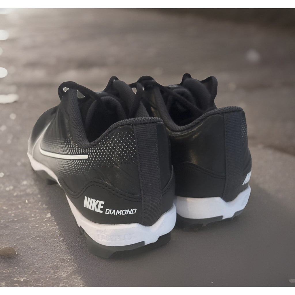 Nike Diamond Fastflex Men’s Baseball Cleats Size 10 Black/White Lightweight Grip