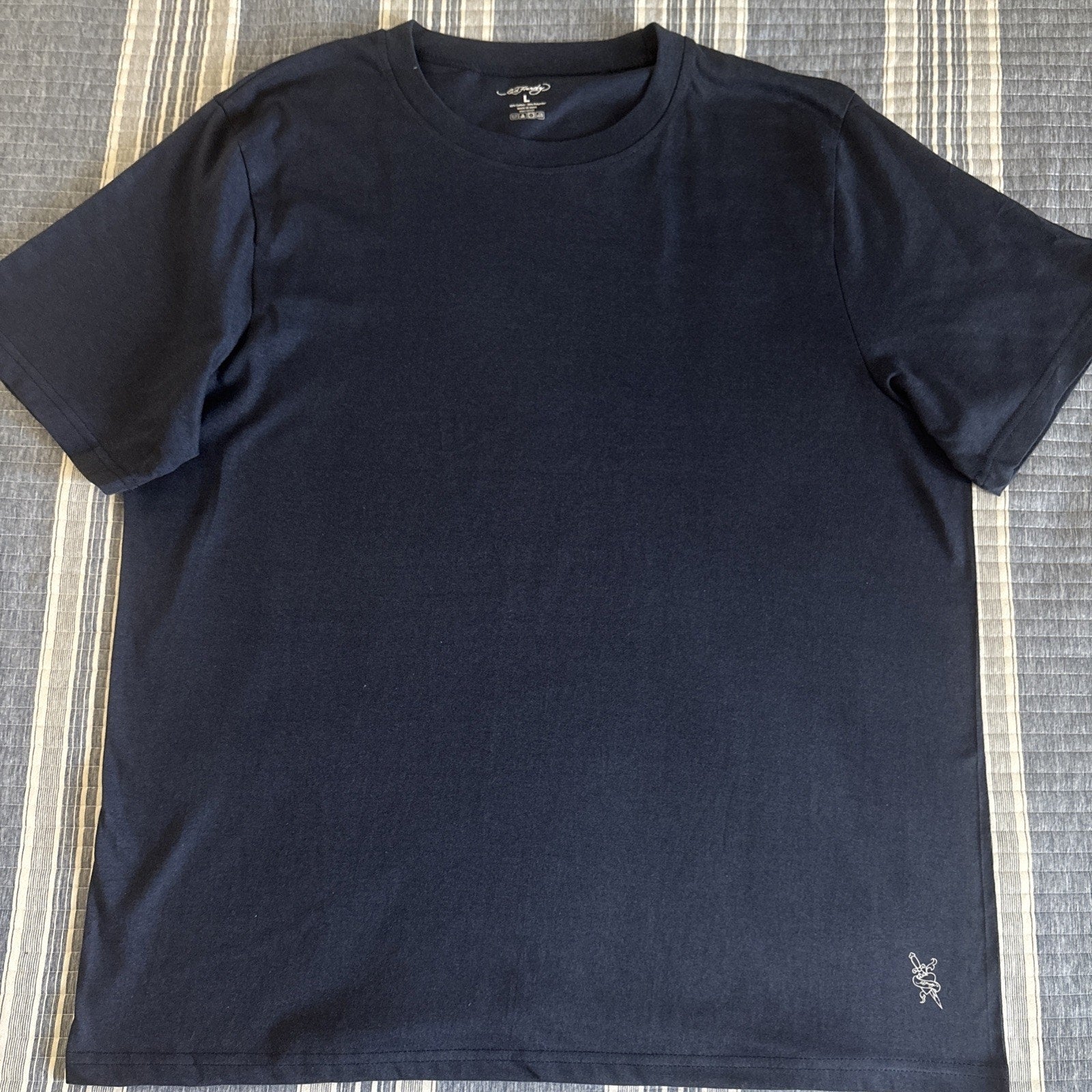 Ed Hardy Men's Tee-Shirts - Large/Small