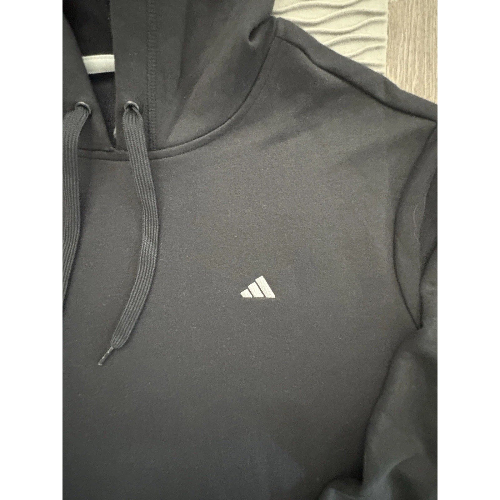 Adidas Men’s Pullover Hoodie Essentials Fleece Sweatshirt Size: Medium/Large NWT