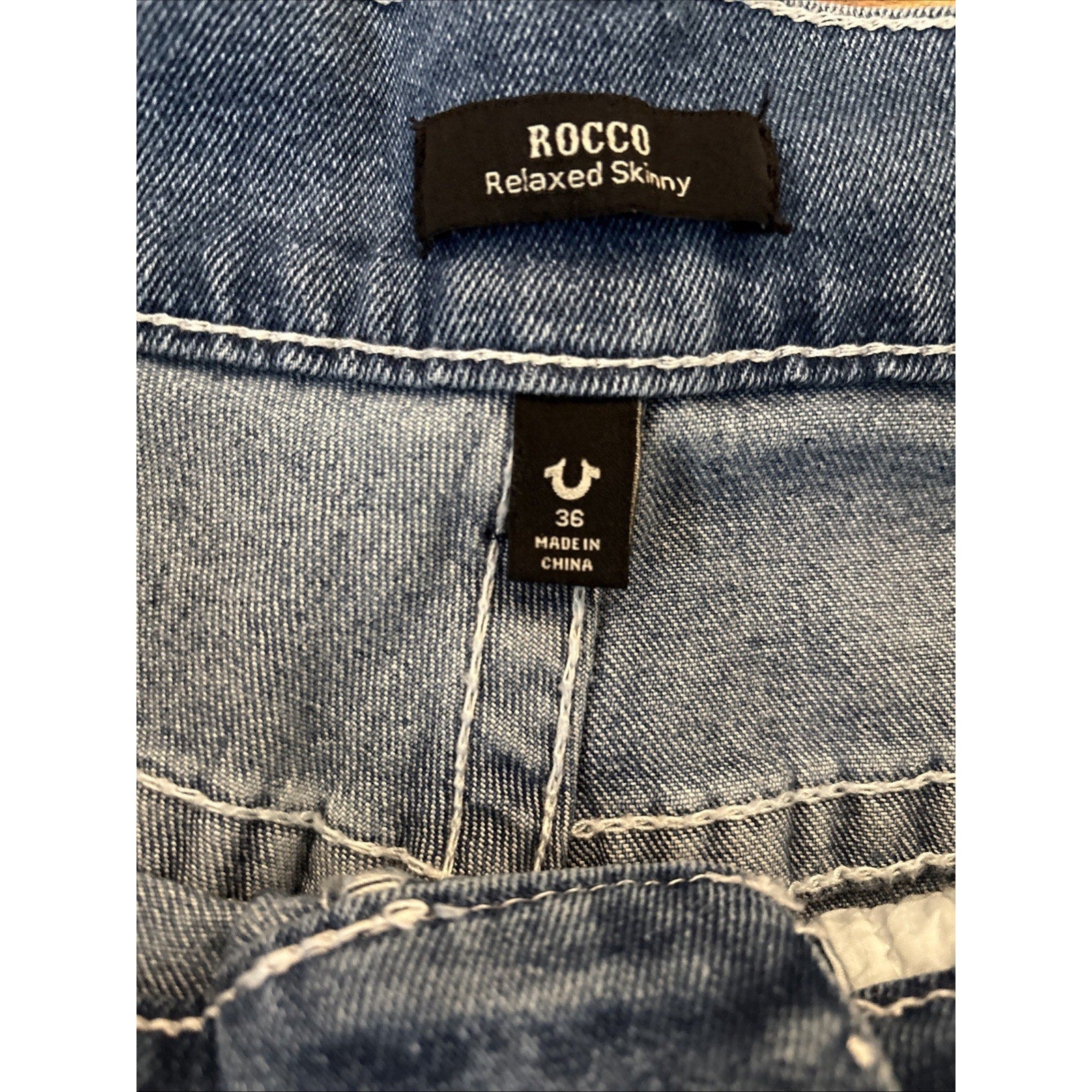 TRUE RELIGION MEN's ROCCO BIG T RELAXED SKINNY JEANS (New w/Tags; Various Sizes)