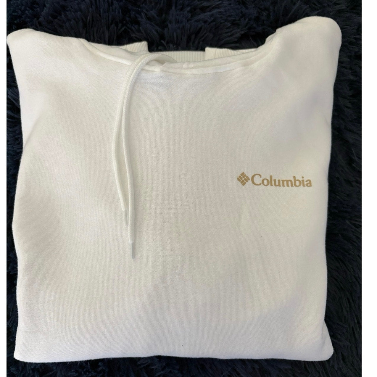 Columbia Men’s Hoodie White with Front Pocket Size: Large (New with Tags)