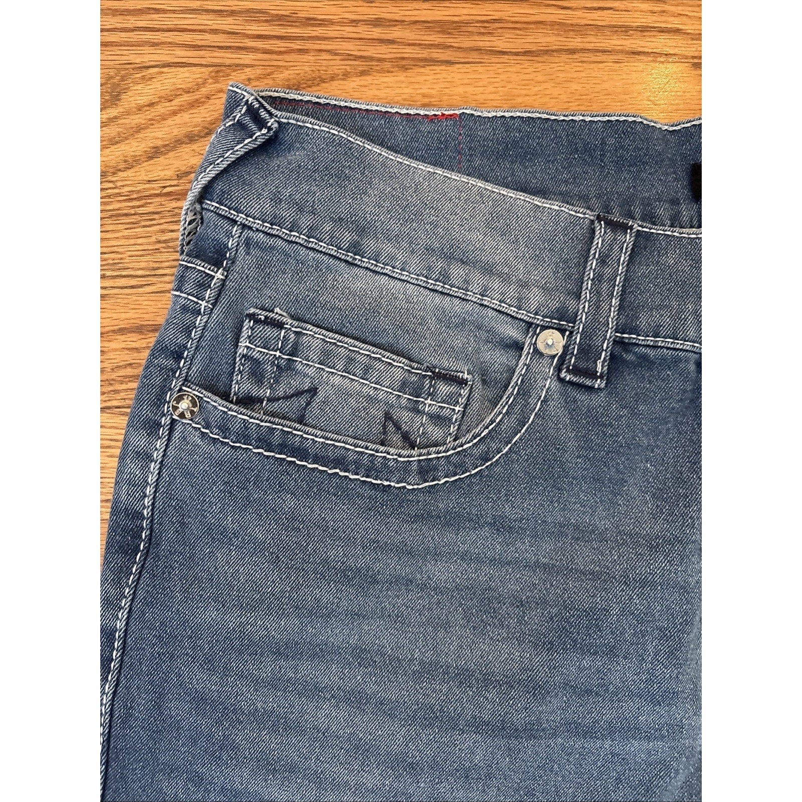 TRUE RELIGION MEN's ROCCO BIG T RELAXED SKINNY JEANS (New w/Tags; Various Sizes)