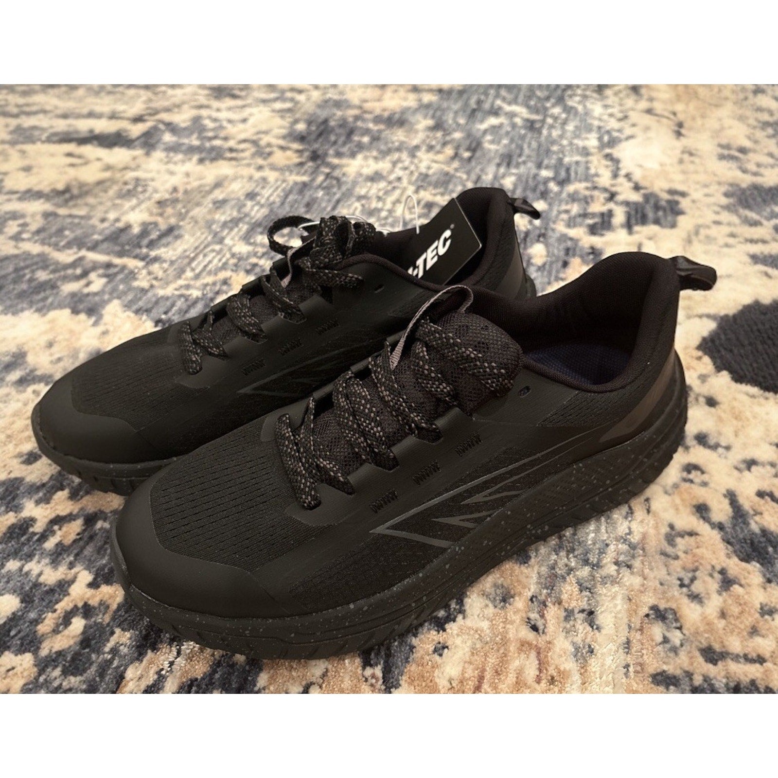 Hi-Tec Men's Athletic Sneaker Lace Up Low Top Black/Asphalt Solid 1930429
