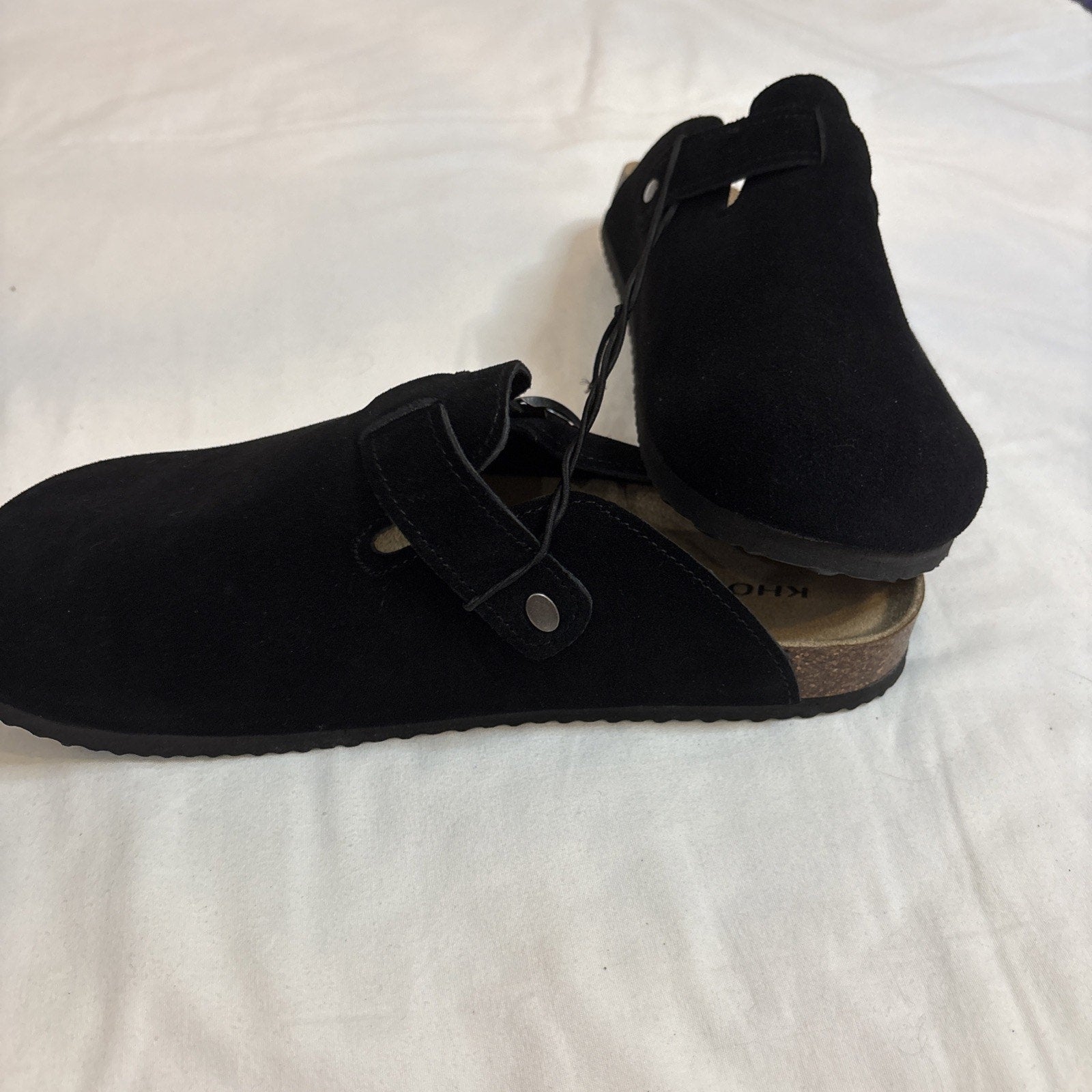 Khombu Sandals Men’s Size 8
