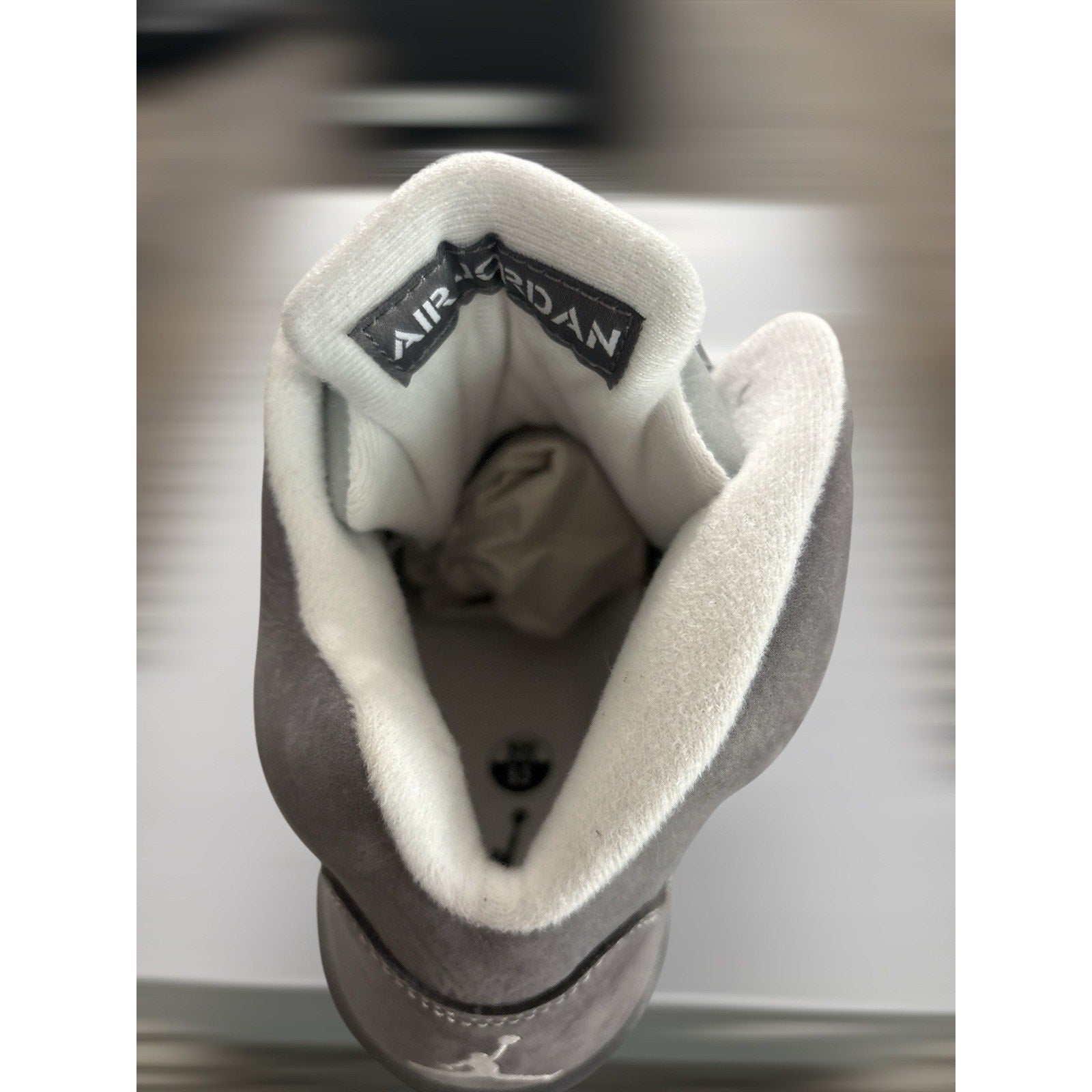 Air Jordan 5 Retro 2026 Wolf Grey Size 9.5