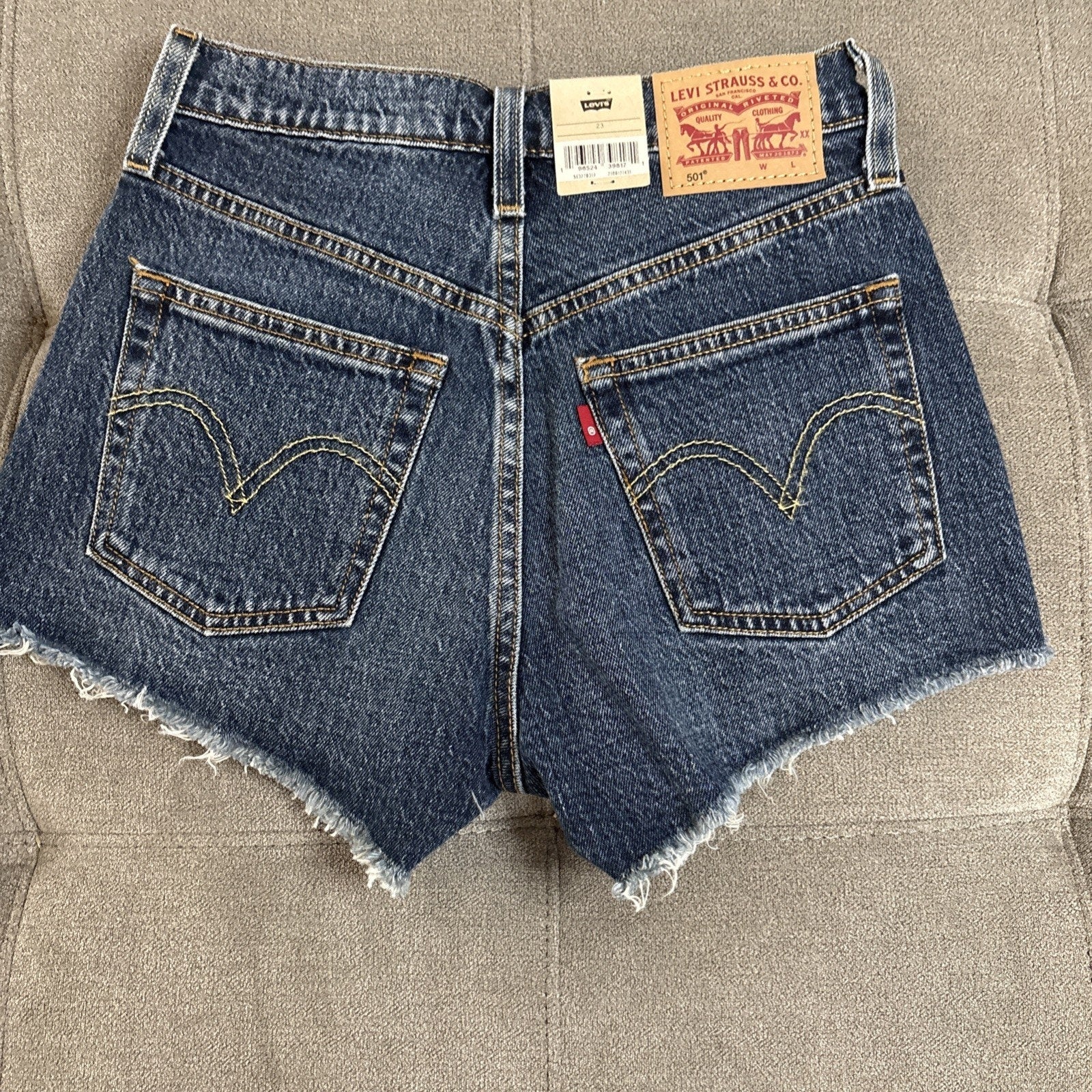 Levi's 501 Women's Shorts Distressed Button Fly Different Sizes (New With tags)