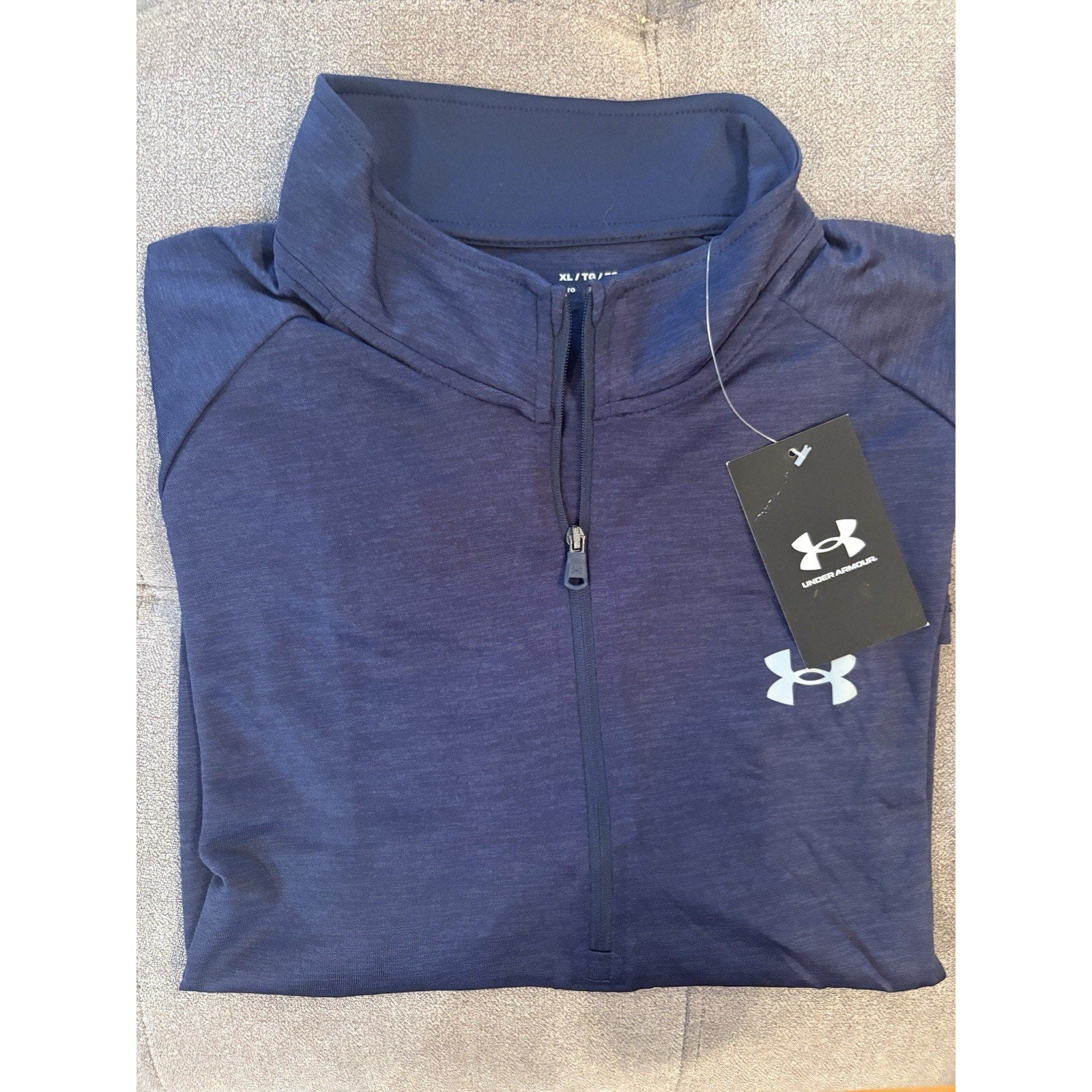 Under Armour Men’s Long Sleeve Dry Fit M/L/XL (New With Tags)