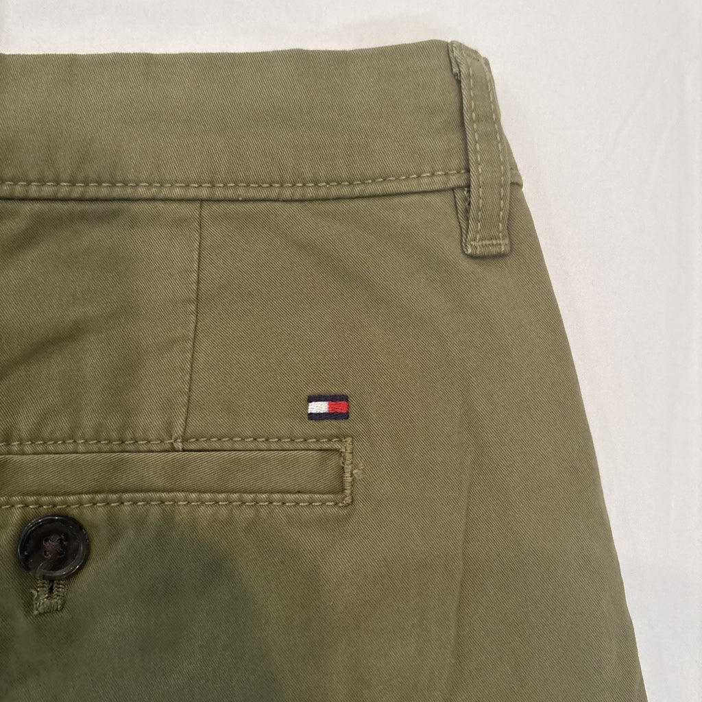 Tommy Hilfiger TH Flex Men’s Chino Pants Olive Green 33x32 Straight Fit NWT