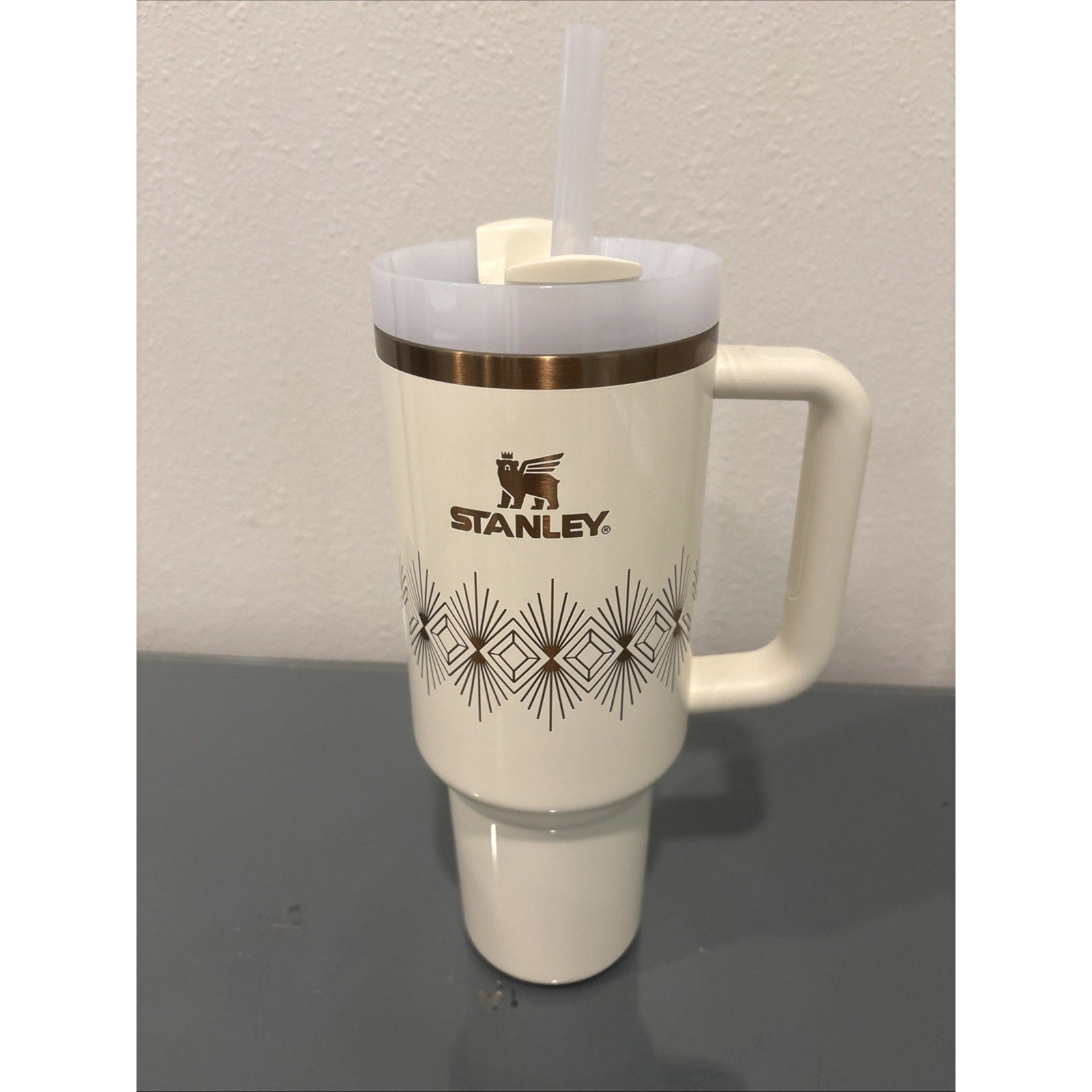 Stanley Valentines Day-Limited Pink Edition Tumbler 40 oz -