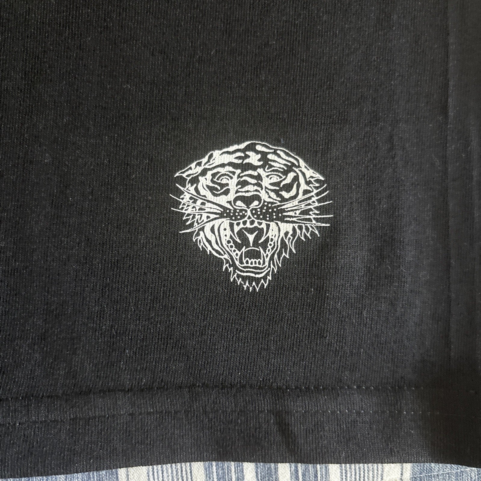 Ed Hardy Men's Tee-Shirts - Large/Small
