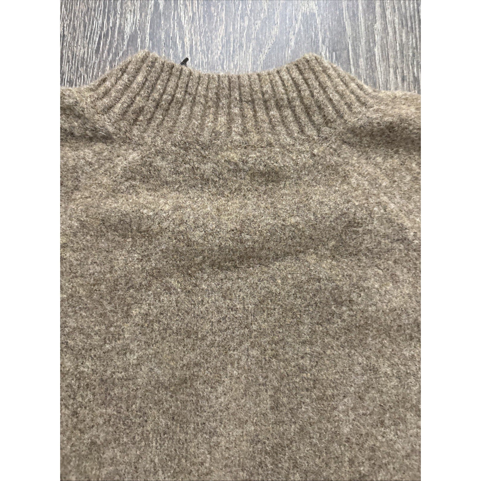 Express Men's Crewneck Sweater Size Large Tan Knit Pullover Soft Casual Classic
